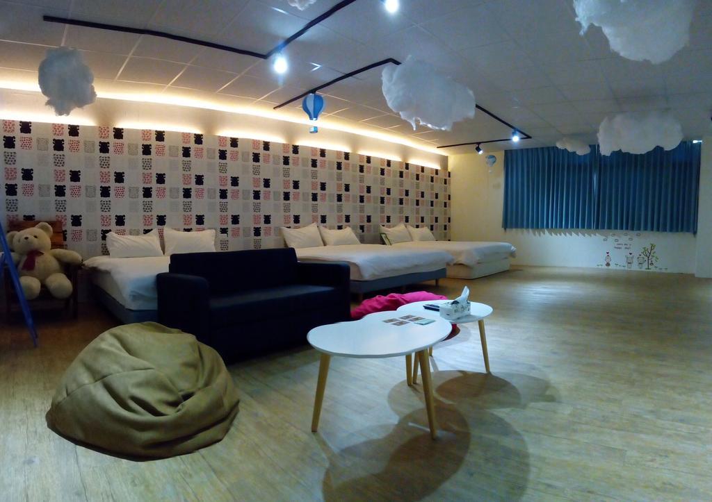 Sleep In Guest House Хуалиен Сити Екстериор снимка